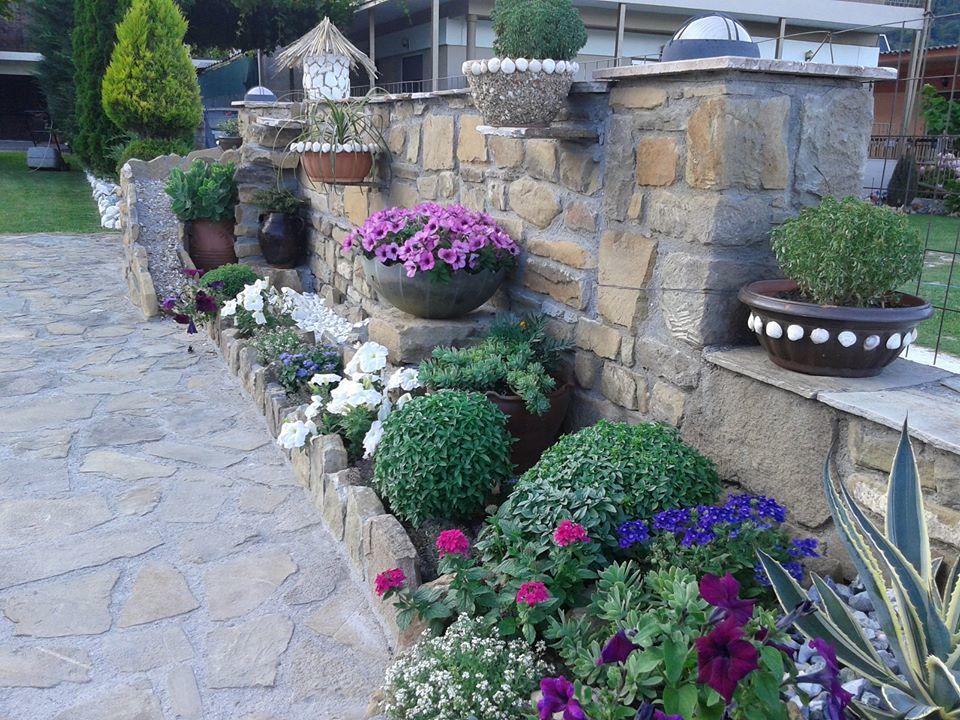 Guesthouse Athanasiou Káto Loutrákion Екстериор снимка